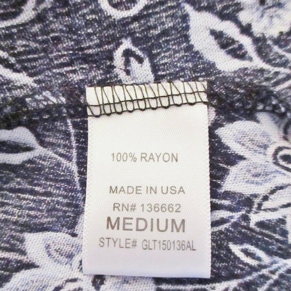 Francesca’s Collections | Emma Lee Blue Ruffled Floral Sleeveless Tank Top - Picture 7 of 8